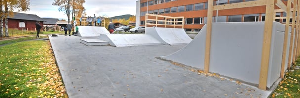 Bilde på en skatepark ved Trysil Ungdomsskole